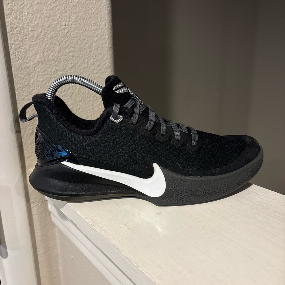 Nike Kobe Bryant Mamba Focus TB 2019 Black Shoes AT1214-001 Men’s Youth Size 5 - Picture 2 of 9